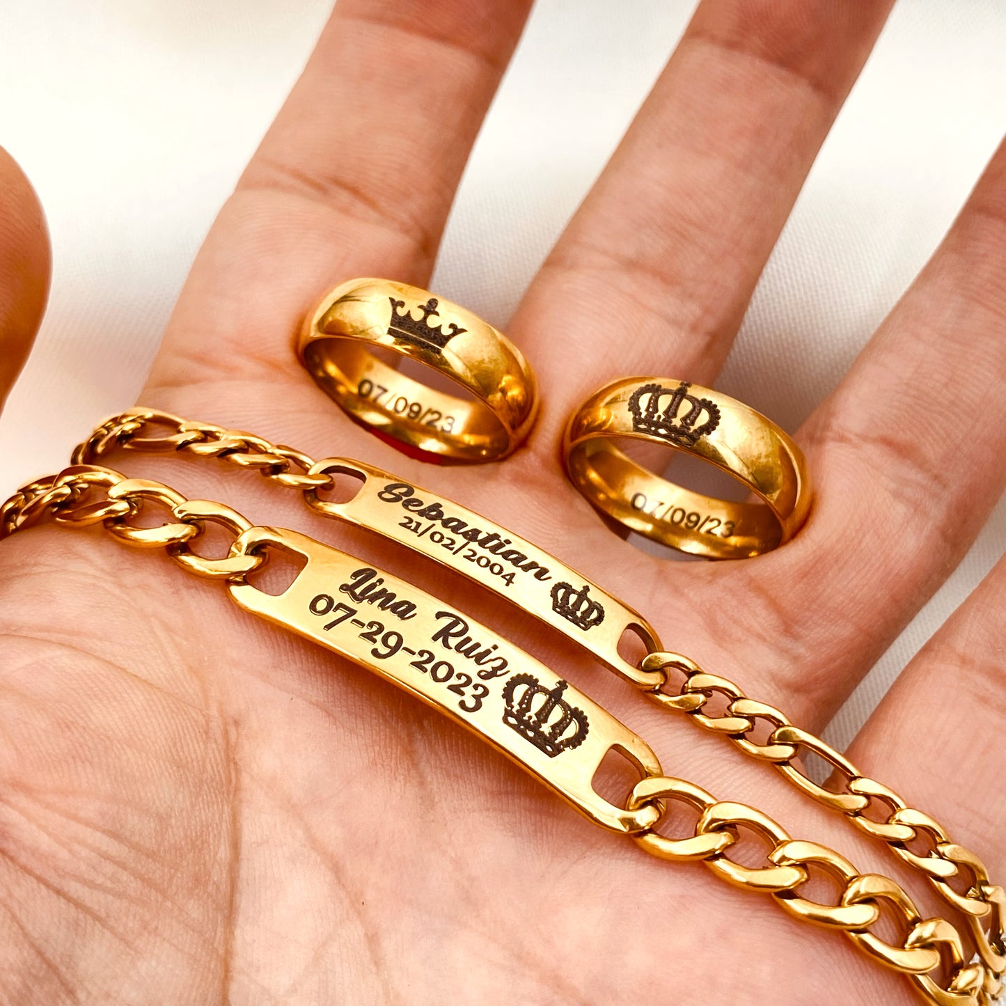 2 PULSERAS + 2 ANILLOS PERSONALIZADOS.