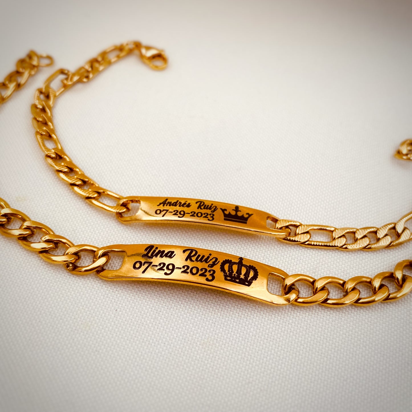 2 PULSERAS + 2 ANILLOS PERSONALIZADOS.